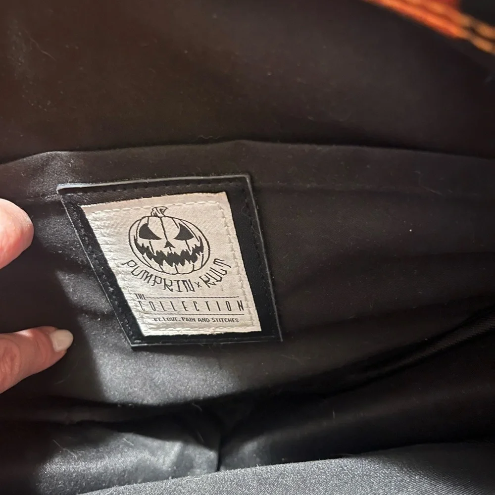 Love Pain & Stitches spiderweb heart bag - Picture 4 of 5